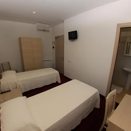 Park Italia Hotel 3*